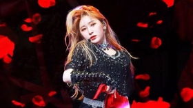 李彩燕練習室舞蹈翻跳 彩燕太帥了,我要繼續加油啊 以后不定時更新練習視頻